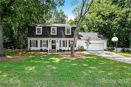 4000 Pepperidge Dr Charlotte, NC 28226