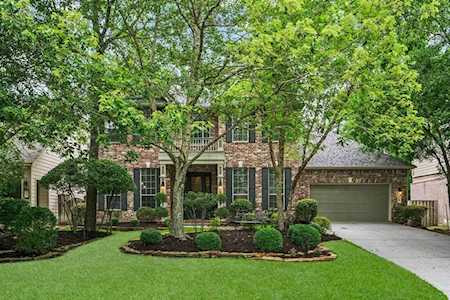 98 E Beckonvale Circle The Woodlands, TX 77382