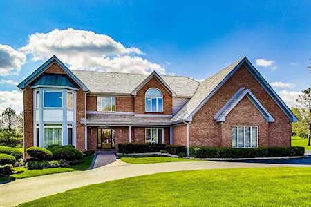 6246 Pine Tree Dr Long Grove, IL 60047
