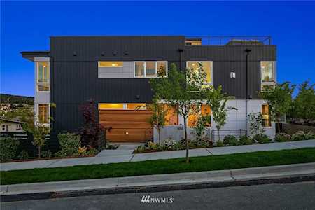 203 5th Ave Kirkland, WA 98033