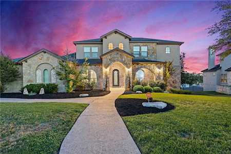 904 Sweet Grass LN Austin, TX 78738