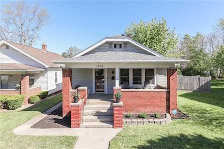 1218 E Castle Ave Indianapolis, IN 46227