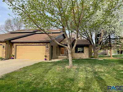4705 S Tomar Rd Sioux Falls, SD 57105