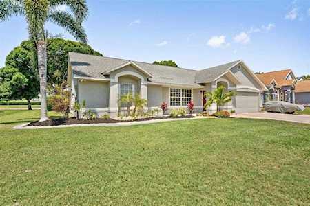 312 Lake Victoria Circle Melbourne, FL 32940