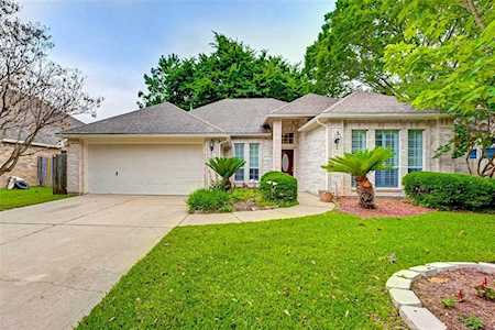 17230 Buffalo Pass Dr Houston, TX 77095