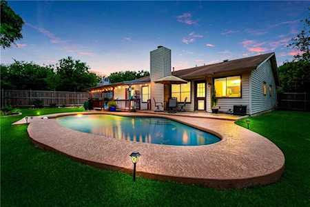 3804 Counselor DR Austin, TX 78749
