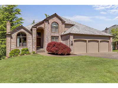 3335 Barrington Dr West Linn, OR 97068