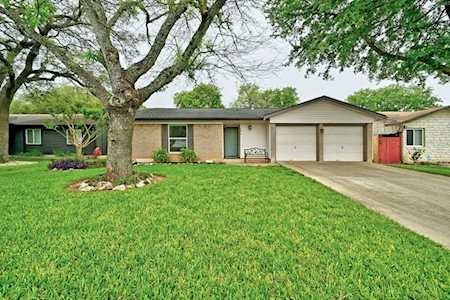 7810 Wakefield DR Austin, TX 78749