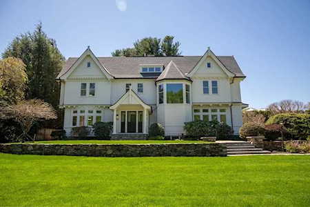123 Abbott Road Wellesley, MA 02481