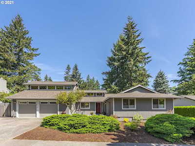 13615 SW Harness Ln Beaverton, OR 97008