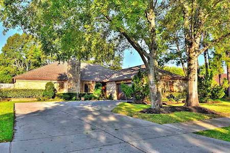 742 Rolling Mill Dr Sugar Land, TX 77498