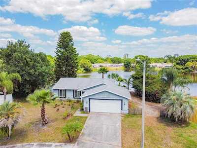 642 Shorelake PLACE Oldsmar, FL 34677