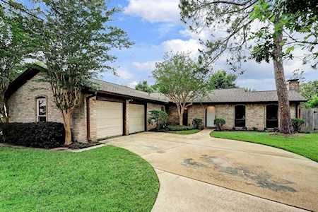 12835 Westhorpe Dr Houston, TX 77077