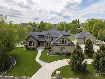 8989 New Castle Dr Middleton, ID 83644