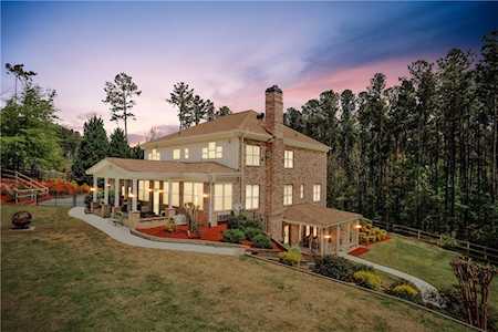 2405 Chandler Rd Grayson, GA 30017