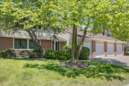 975 Pinetree Circle S #975 Buffalo Grove, IL 60089