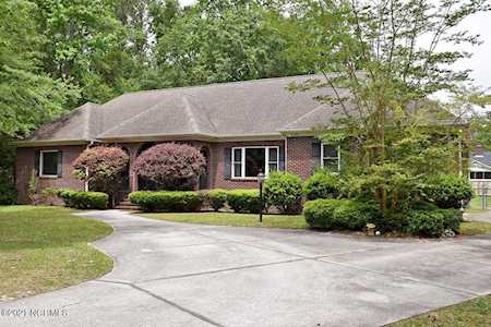 122 Spring Chase Lane Rocky Point, NC 28457