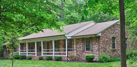 10156 Nina Ct Mechanicsville, VA 23116