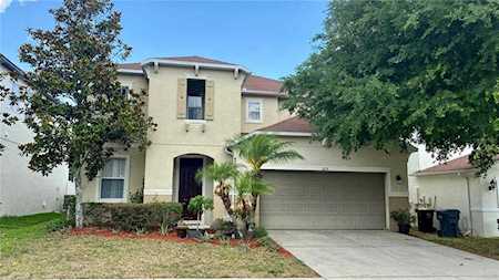 223 Rosselli Blvd Davenport, FL 33896