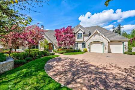 17003 SE 65th Place Bellevue, WA 98006