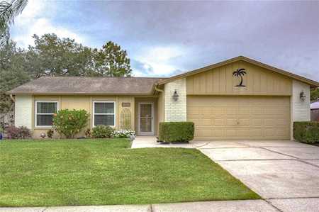 4909 Oakshire Dr Tampa, FL 33625