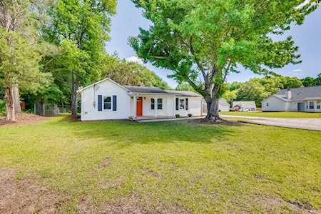 690 Landers Dr SW Mableton, GA 30126