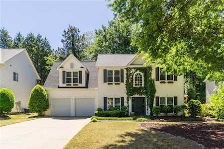 10915 Kimball Crest Dr Alpharetta, GA 30022
