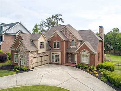4105 Greenside Ct Dacula, GA 30019