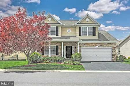 9 Winding Dr Gettysburg, PA 17325