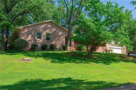5120 Hensley Dr Dunwoody, GA 30338