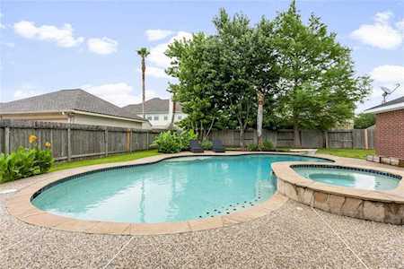 1911 Blue Quail Dr Friendswood, TX 77546
