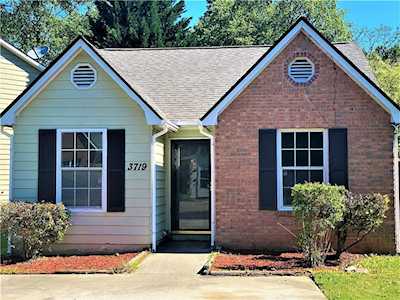 3719 Acorn Dr Powder Springs, GA 30127