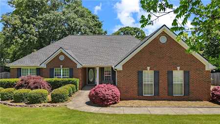 415 Camden Dr Winder, GA 30680