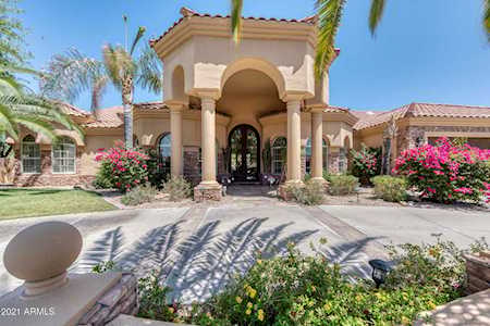 10876 E Paradise Drive Scottsdale, AZ 85259
