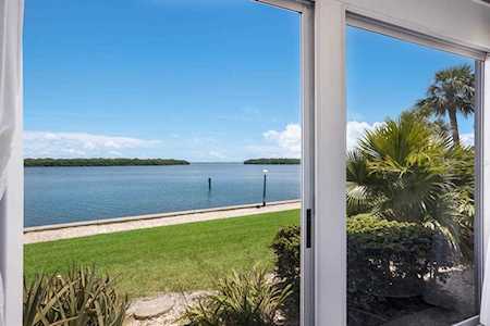 4430 Exeter Dr #101 Longboat Key, FL 34228