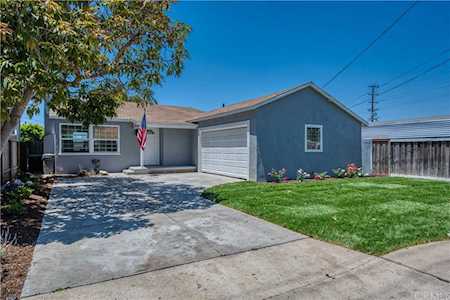 1589 Orange Ave Costa Mesa, CA 92627