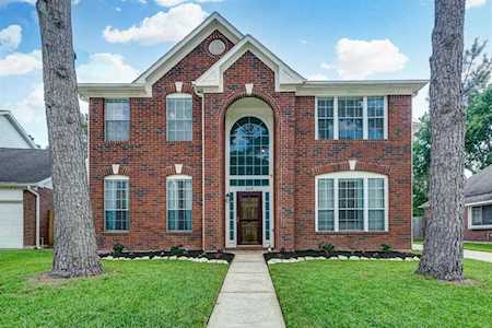 16107 Kintyre Point Rd Houston, TX 77095