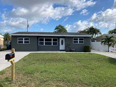 4061 Colt Lane West Palm Beach, FL 33406