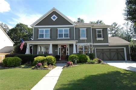 6130 Baybrook Trace Hoschton, GA 30548
