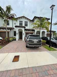 8870 NW 103rd Ave #8870 Doral, FL 33178