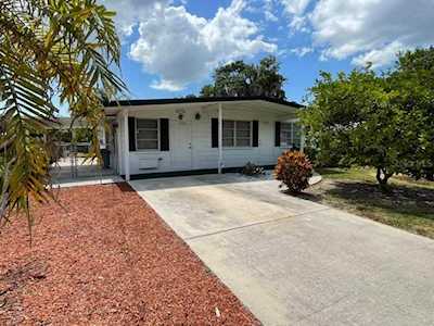 5220 17th Street Ct E Bradenton, FL 34203