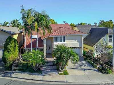 6 Jamestown Irvine, CA 92620