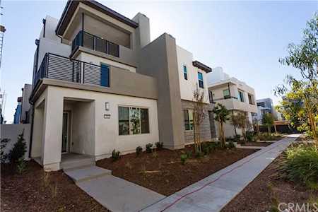 153 Spectacle Irvine, CA 92618