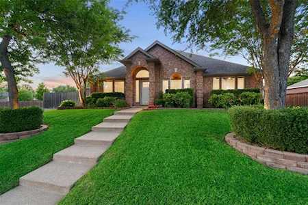 2469 Cimmaron Drive Plano, TX 75025