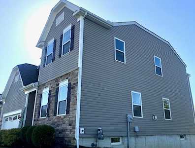 292 Eagles Nest Avenue Johnstown, OH 43031