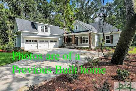 504 Linkside Lake Dr Richmond Hill, GA 31324
