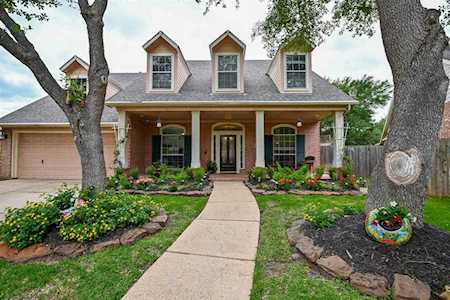 719 Spring Mist Ct Sugar Land, TX 77479