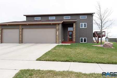 1040 N James Ave Tea, SD 57064