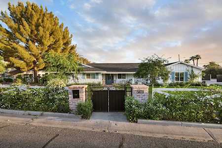 5601 E Calle Del Paisano Phoenix, AZ 85018