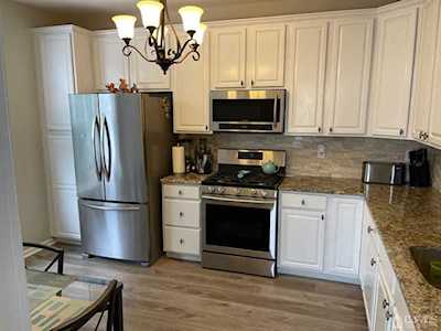 577 Saint Andrew Place Manalapan, NJ 07726